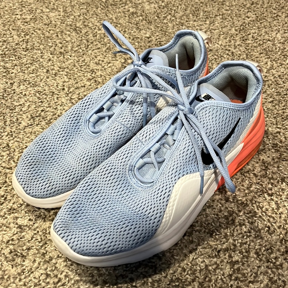 Nike AirMax 270